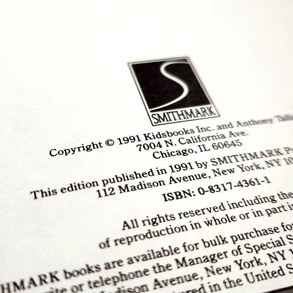 Find Freddie & Lisa in the Haunted House | Vintage 1991 Halloween Search Book - Picture 7 of 10